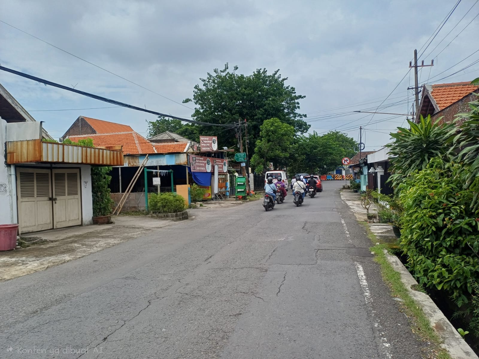 1 bidang tanah dengan total luas 192 m2 berikut bangunan di Kota Surabaya